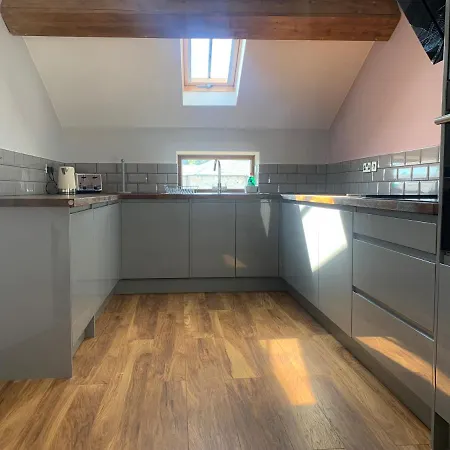 Cosy 2 Bed In Appartement